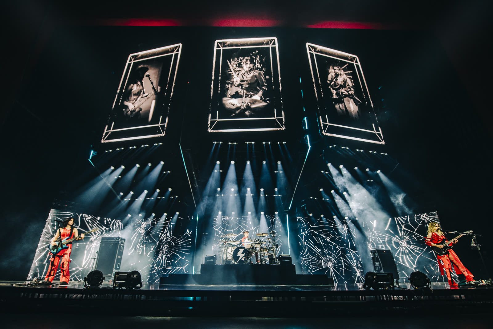 The Warning — The Warning: Live from Auditorio Nacional